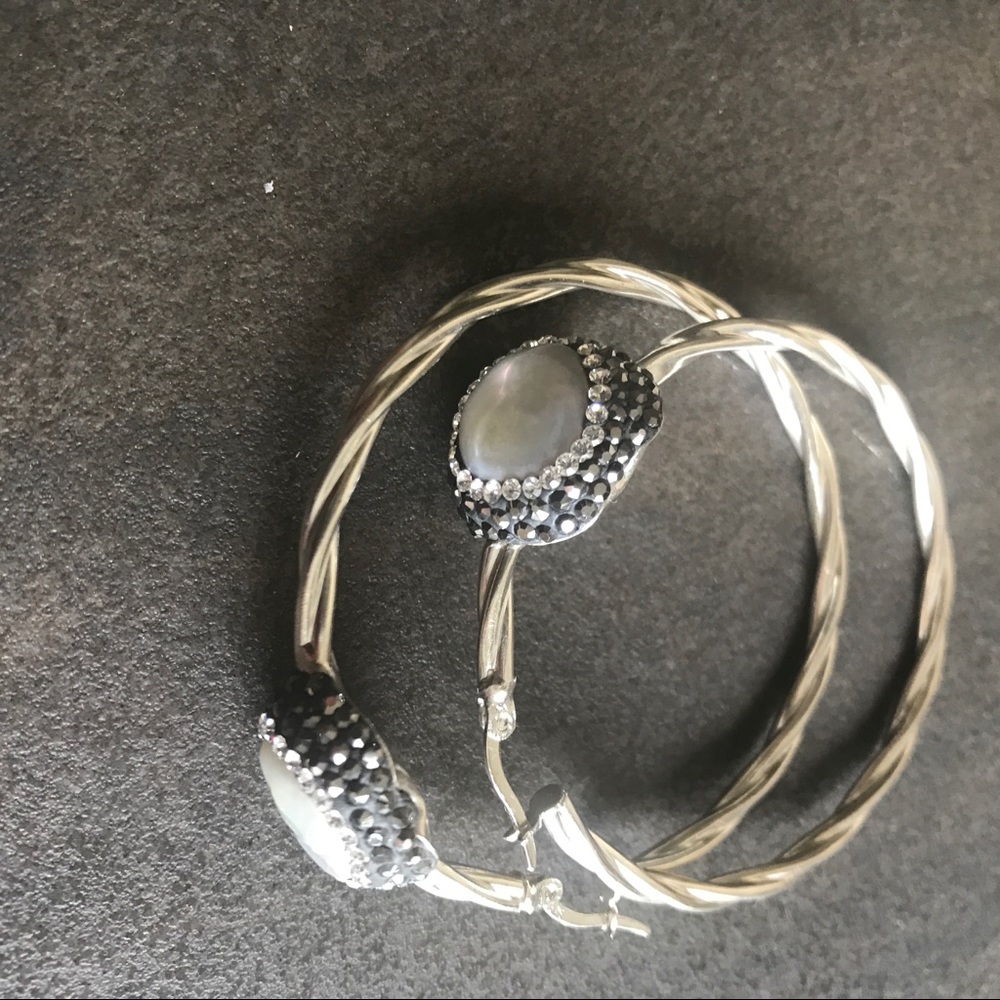 Pearl, rhinestone earrings